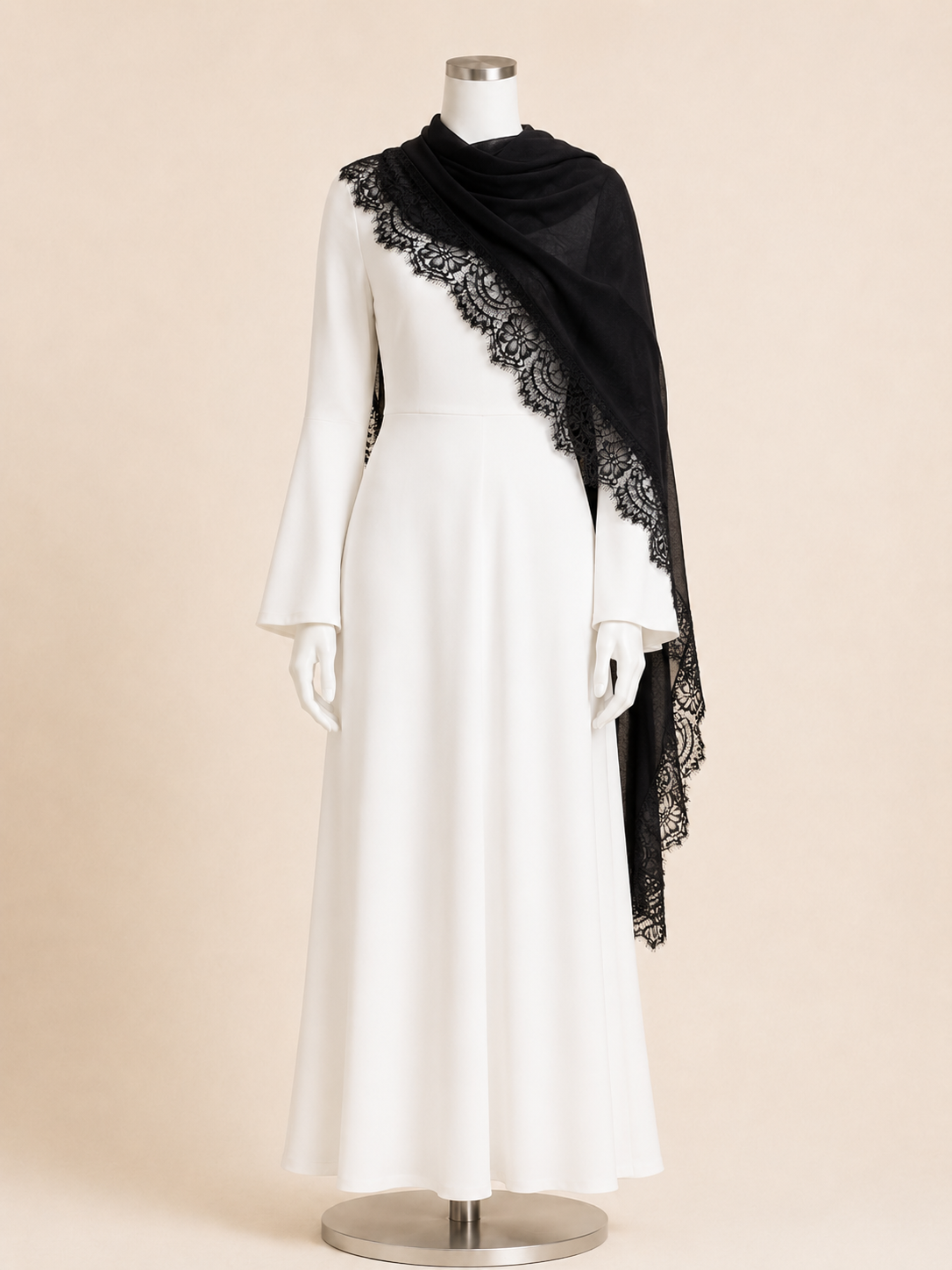 LACE MODAL (BLACK)