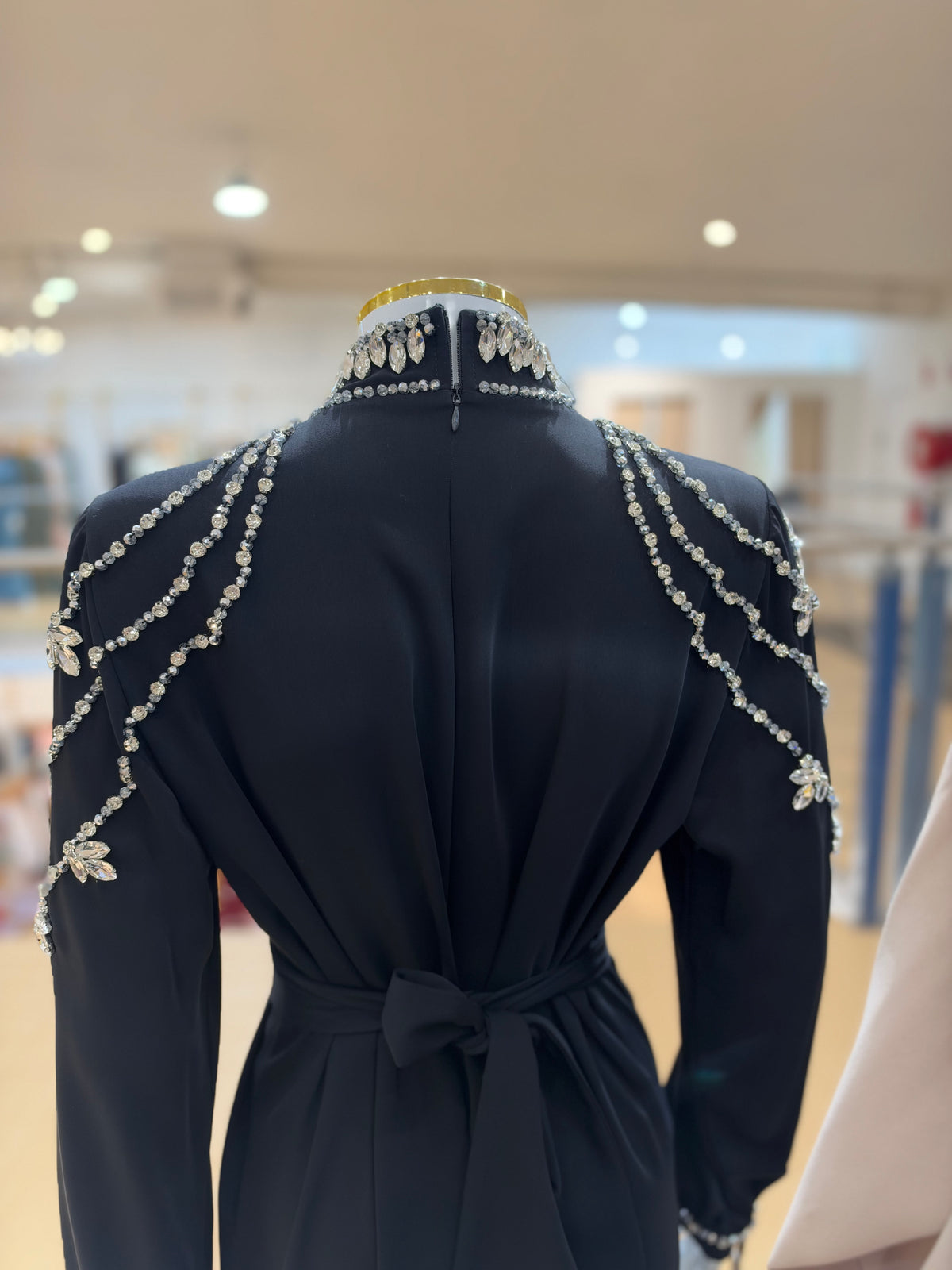 SUMAYYAH ABAYA (BLACK)