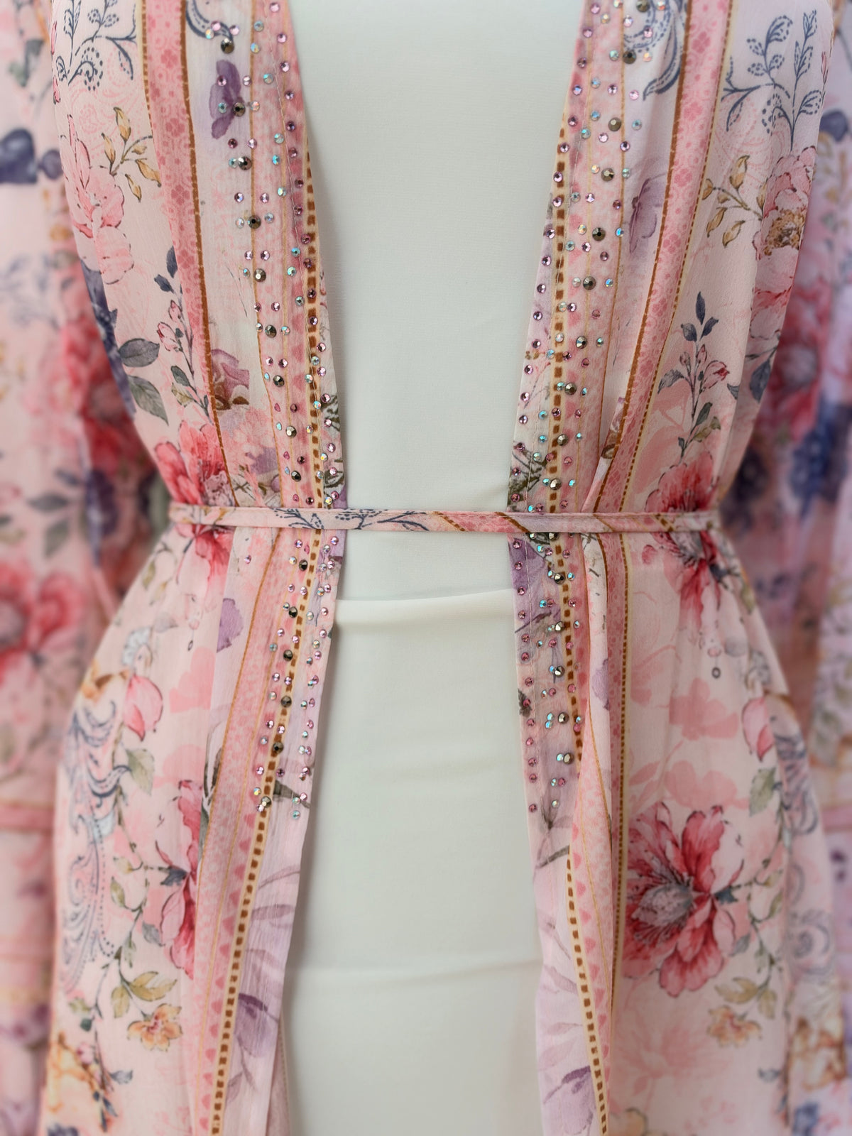 NUSAIBAH CARDIGAN
