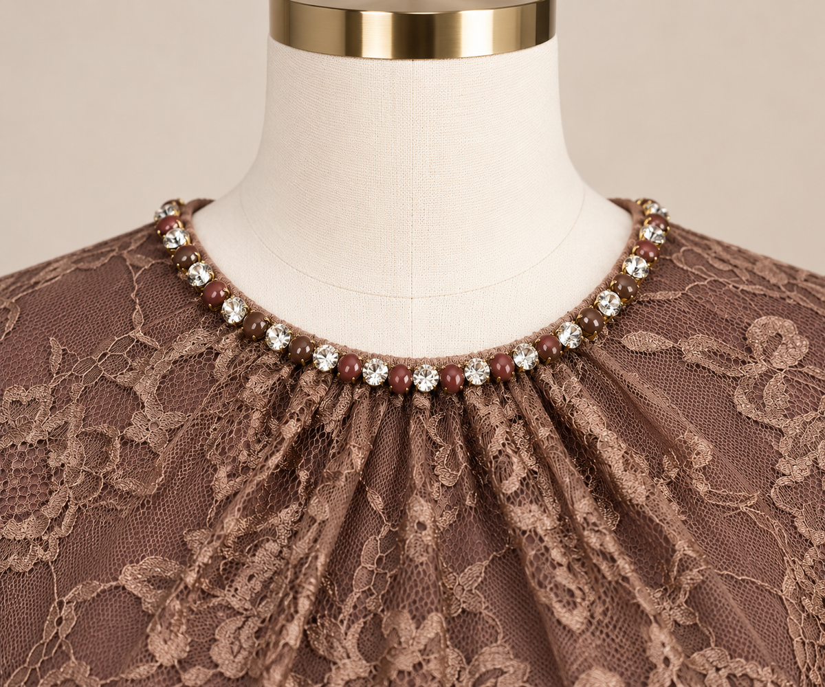 SABRINA LACE DRESS (MOCHA)