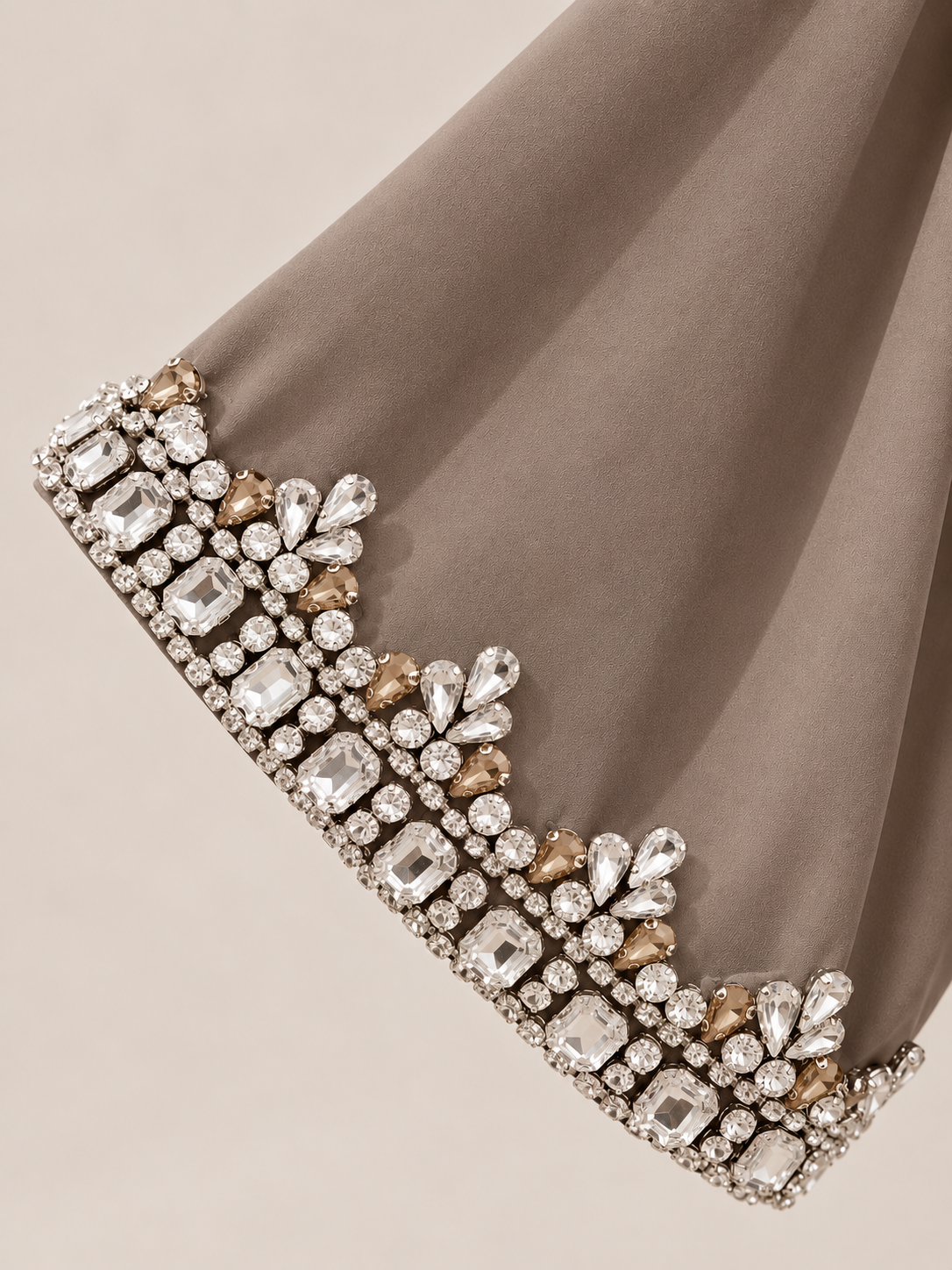 ZAINAH ABAYA (TAUPE)