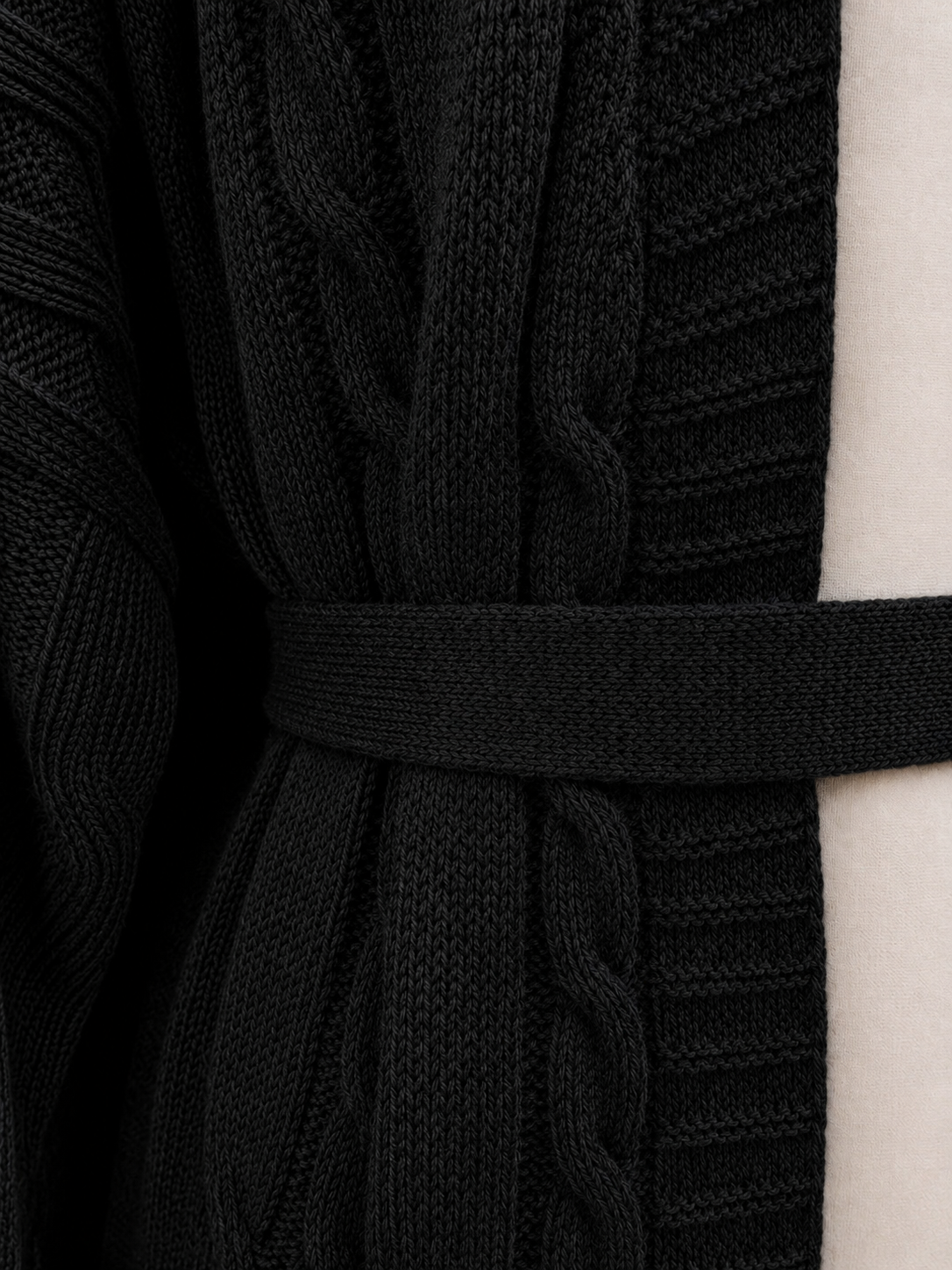 SARA CARDIGAN SET (BLACK)