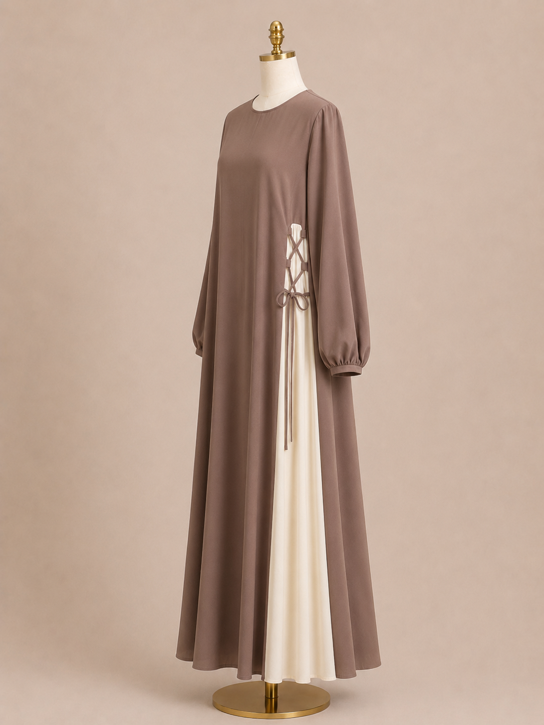 HALIMA ABAYA