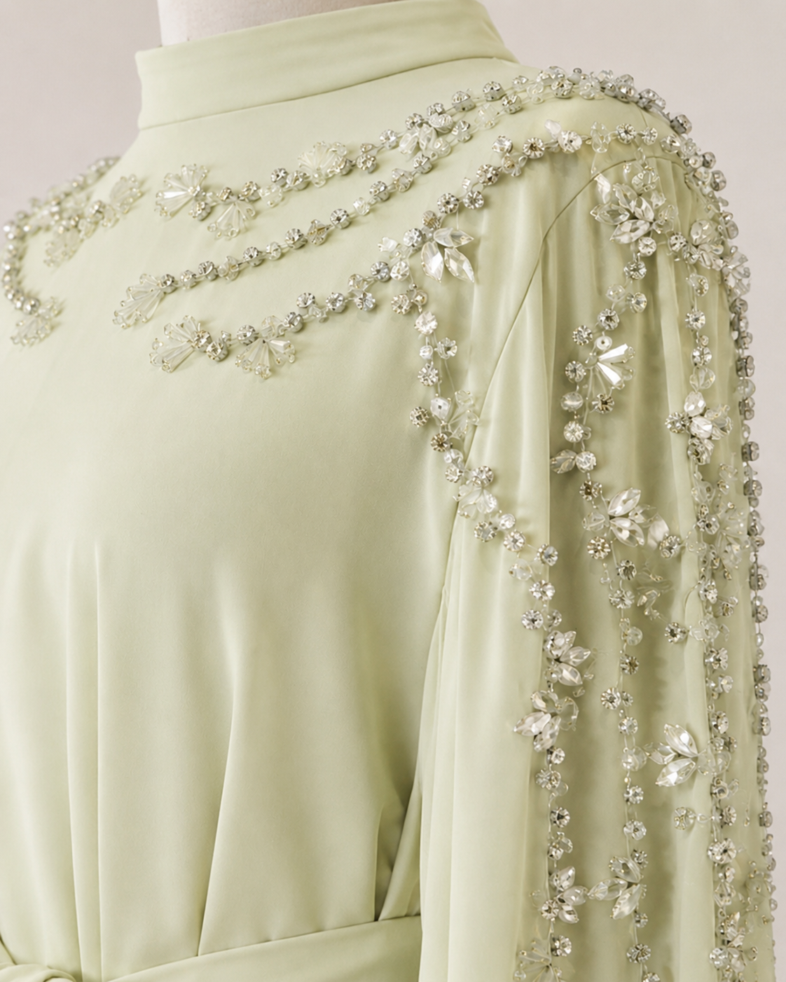 SERENE ABAYA (PISTACHIO)